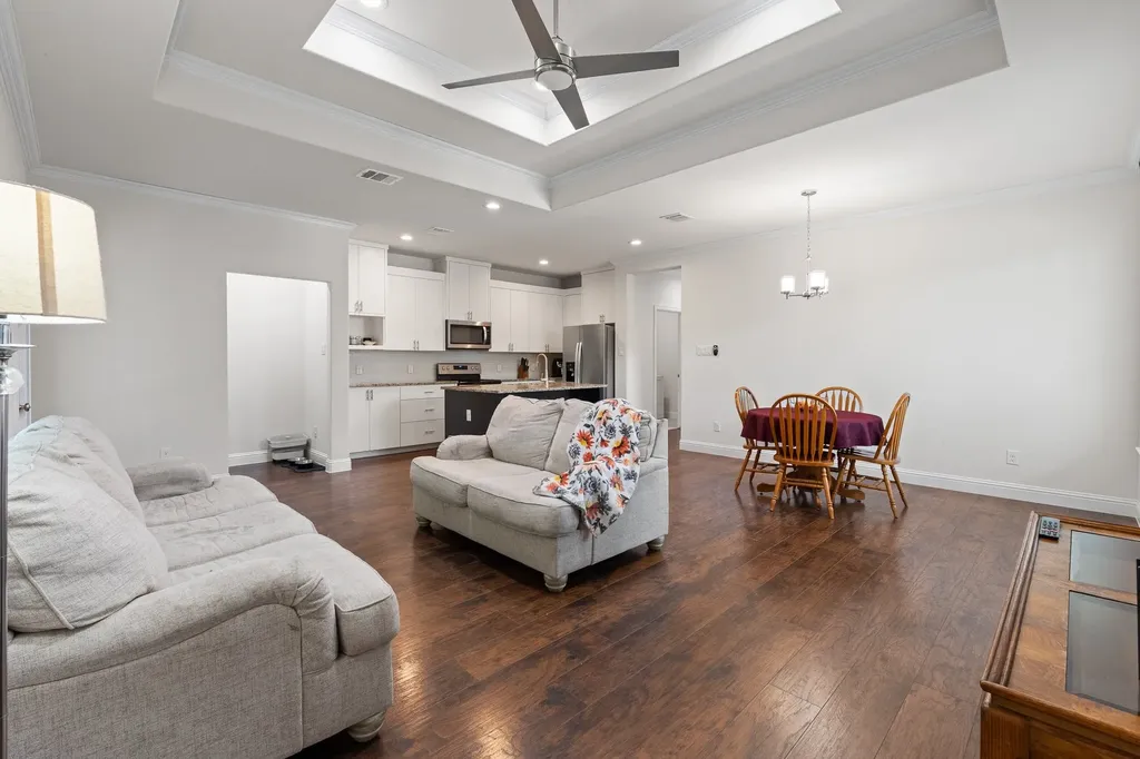 106 1/2 Cook Street Waxahachie TX 75165