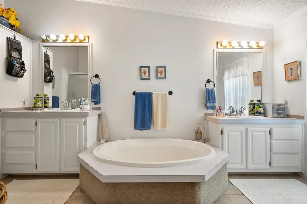 5144 S Fm 55 Blooming Grove TX 76626