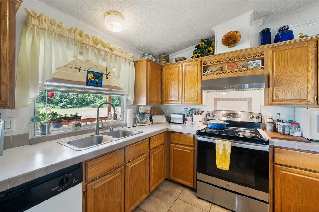 5144 S Fm 55 Blooming Grove TX 76626