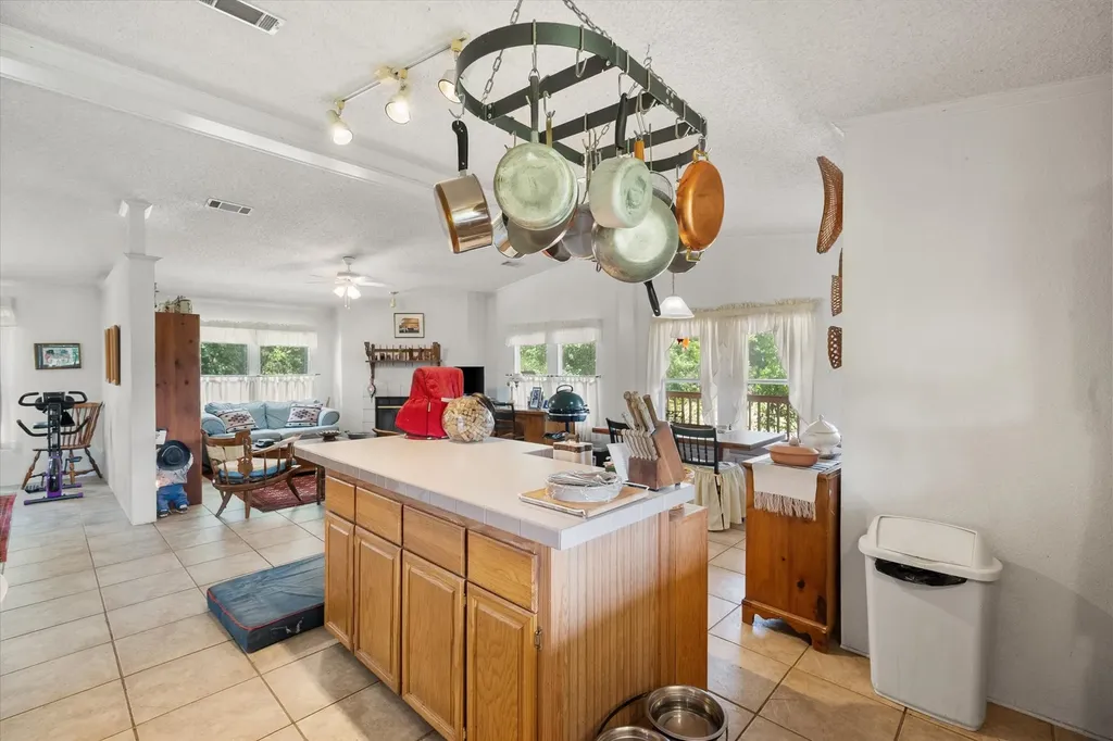 5144 S Fm 55 Blooming Grove TX 76626