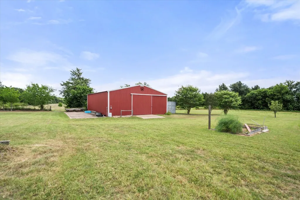 5144 S Fm 55 Blooming Grove TX 76626