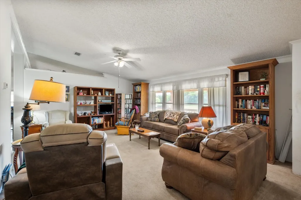 5144 S Fm 55 Blooming Grove TX 76626