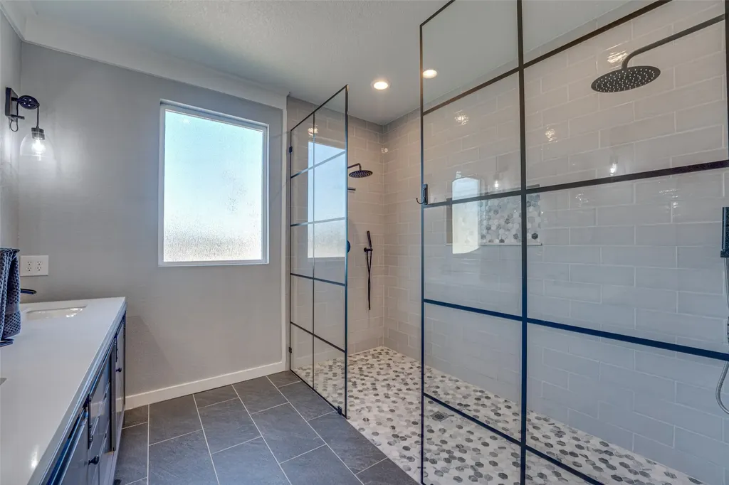 5523 Lakeshore Court Log Cabin TX 75148