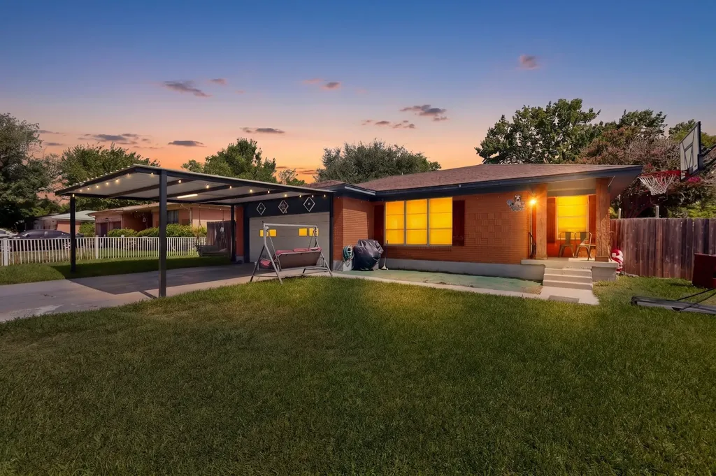 8933 Jennie Lee Lane Dallas TX 75227
