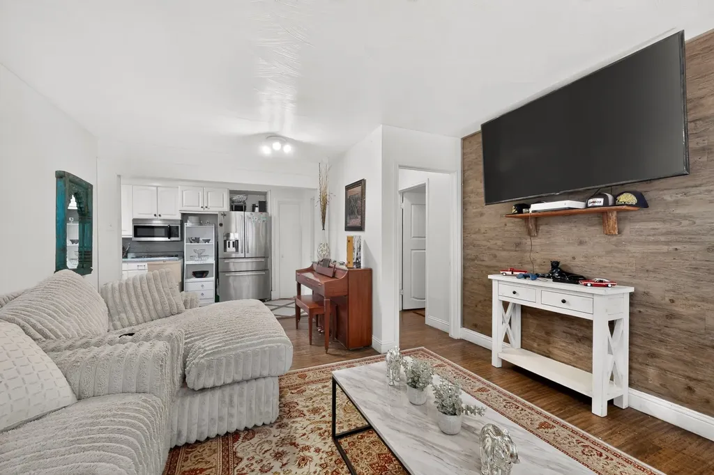 8933 Jennie Lee Lane Dallas TX 75227