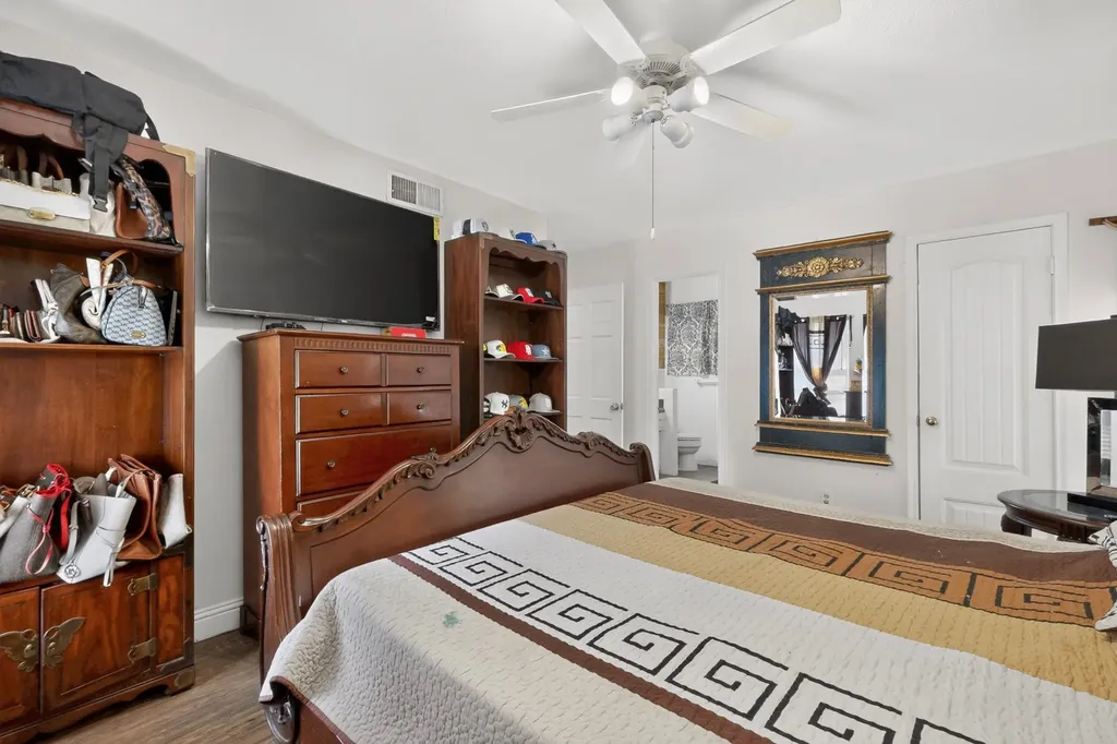 8933 Jennie Lee Lane Dallas TX 75227