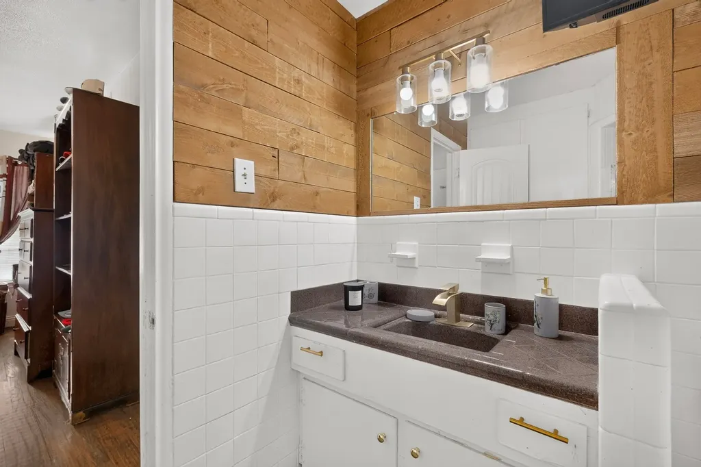 8933 Jennie Lee Lane Dallas TX 75227