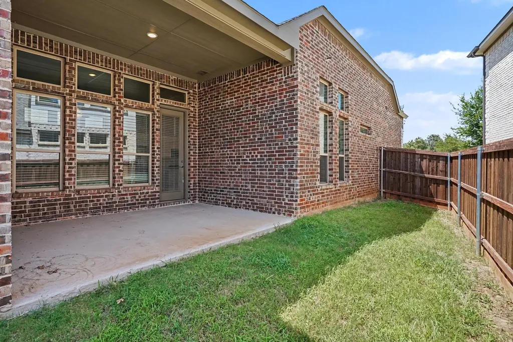 726 Village Green Drive Argyle TX 76226