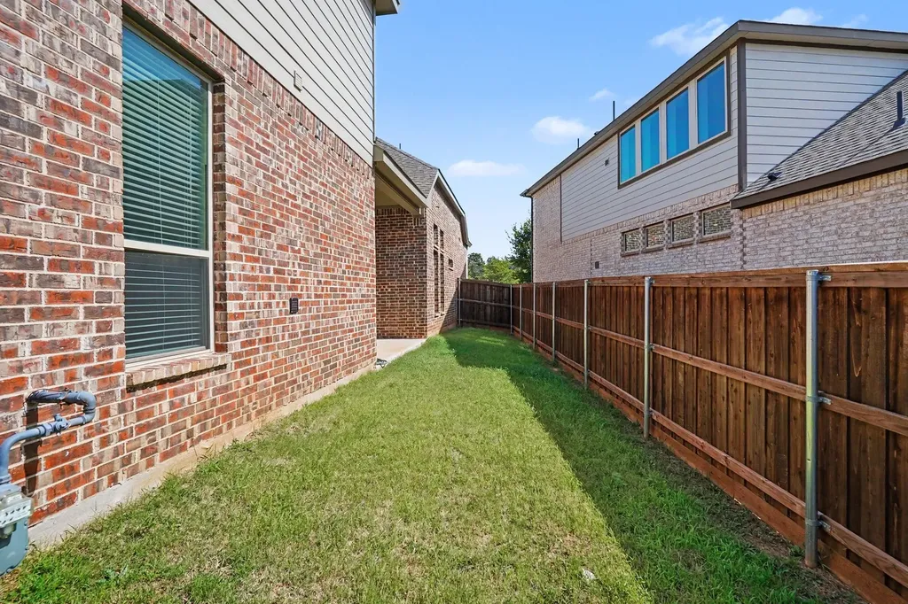 726 Village Green Drive Argyle TX 76226