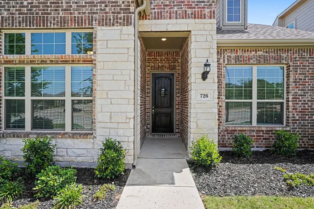 726 Village Green Drive Argyle TX 76226
