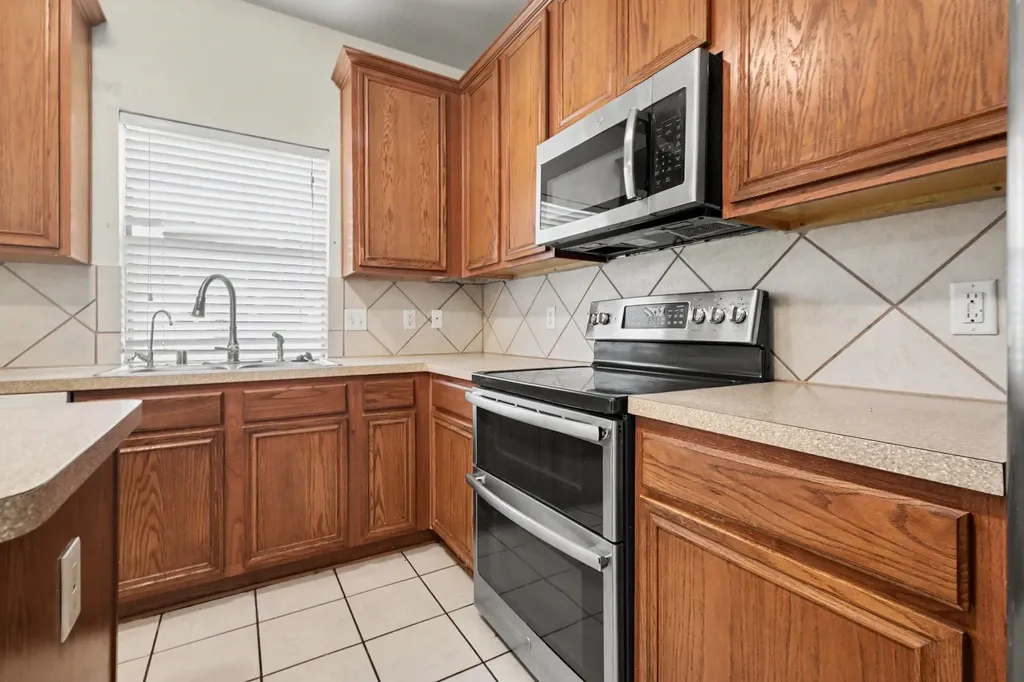 3425 Hermalinda Drive Denton TX 76207