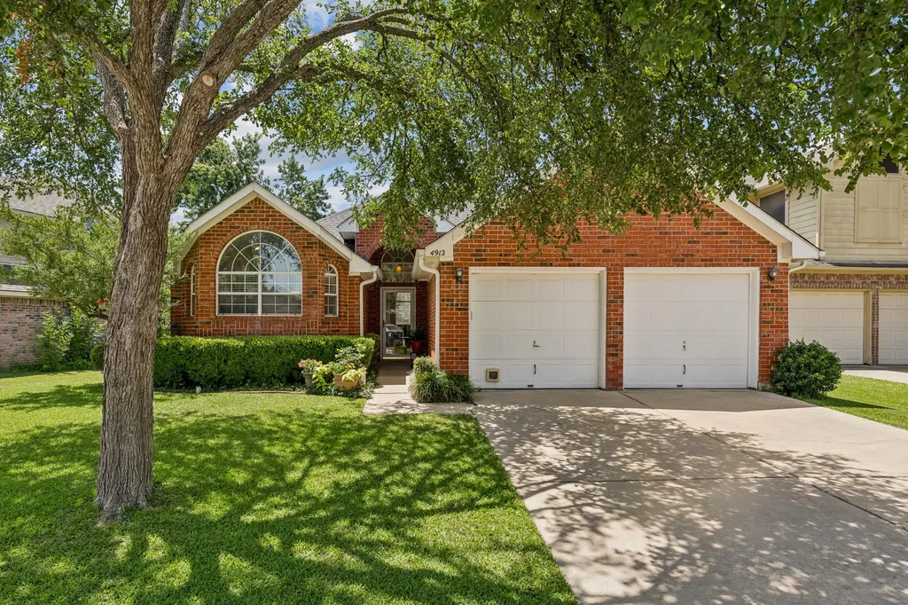 4912 Parkside Way Fort Worth TX 76137