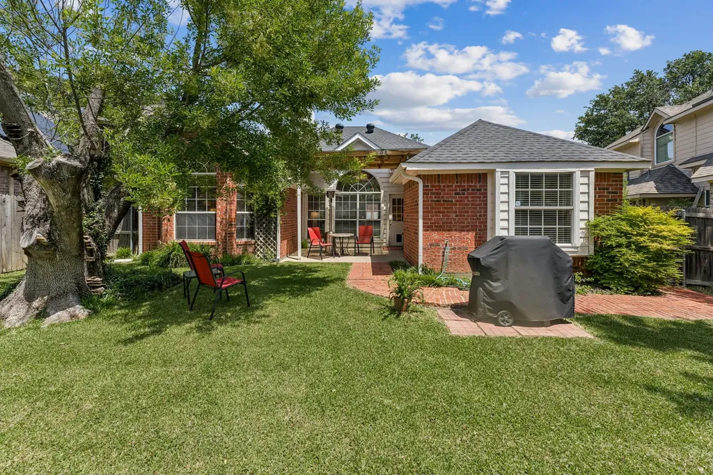 4912 Parkside Way Fort Worth TX 76137