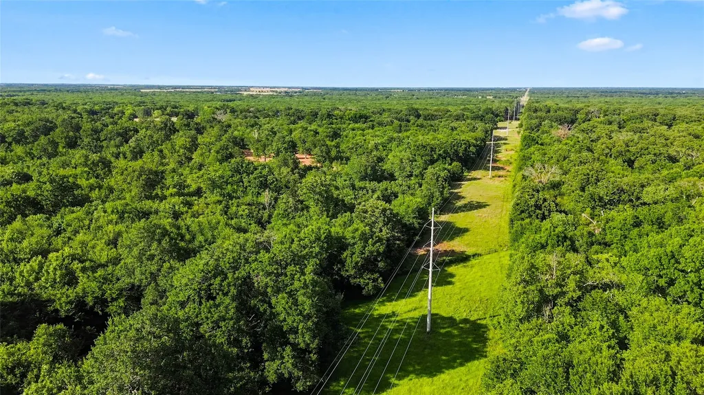 610 County Road 2040 Klondike TX 75448