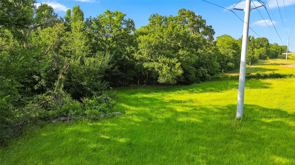 610 County Road 2040 Klondike TX 75448