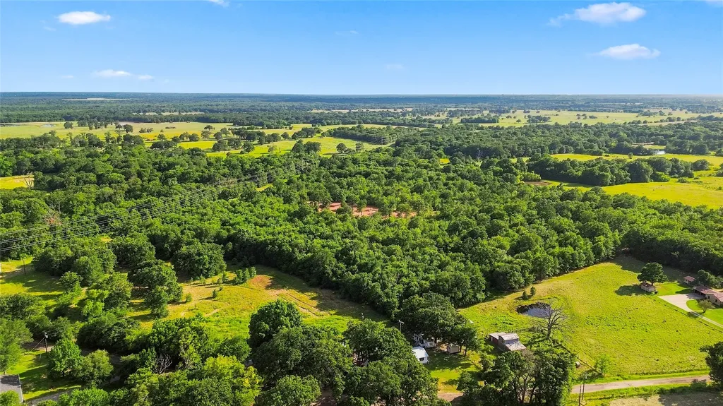610 County Road 2040 Klondike TX 75448