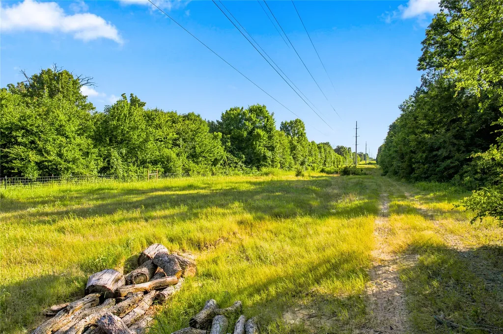 610 County Road 2040 Klondike TX 75448