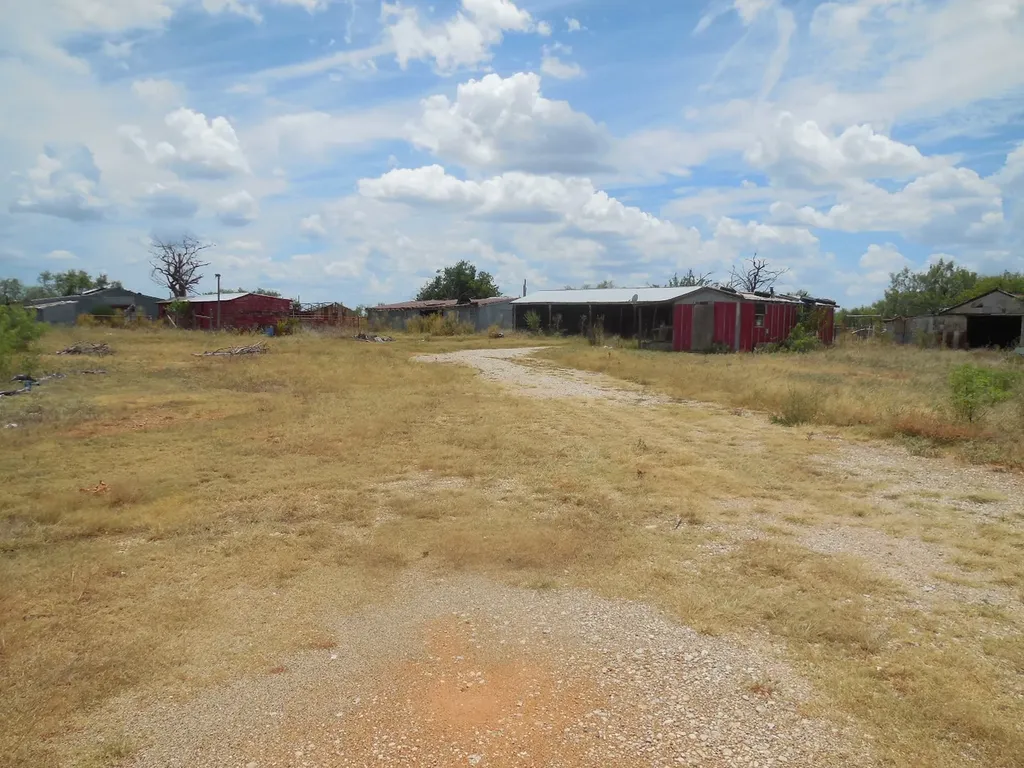 1809 E Elliott Street Breckenridge TX 76424