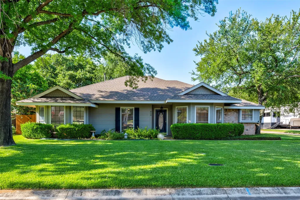 614 Arbor Court Highland Village TX 75077