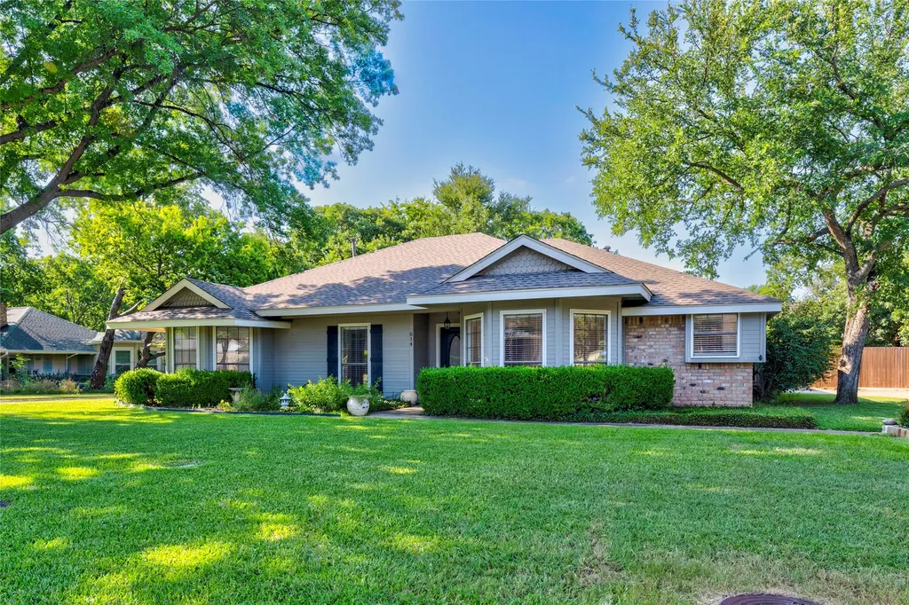 614 Arbor Court Highland Village TX 75077