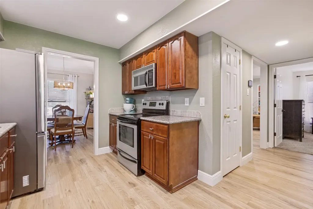 2540 Sunscape Lane Dallas TX 75287
