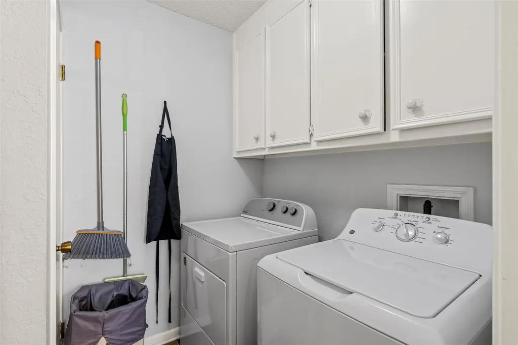49 Sugar Creek Woodway TX 76712