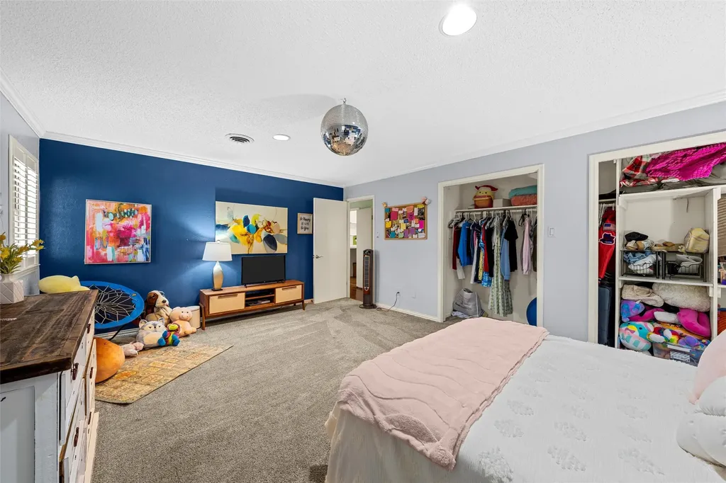 49 Sugar Creek Woodway TX 76712