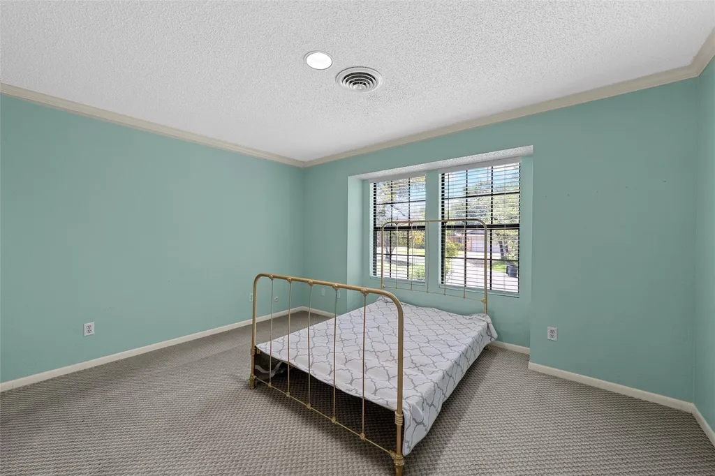 49 Sugar Creek Woodway TX 76712