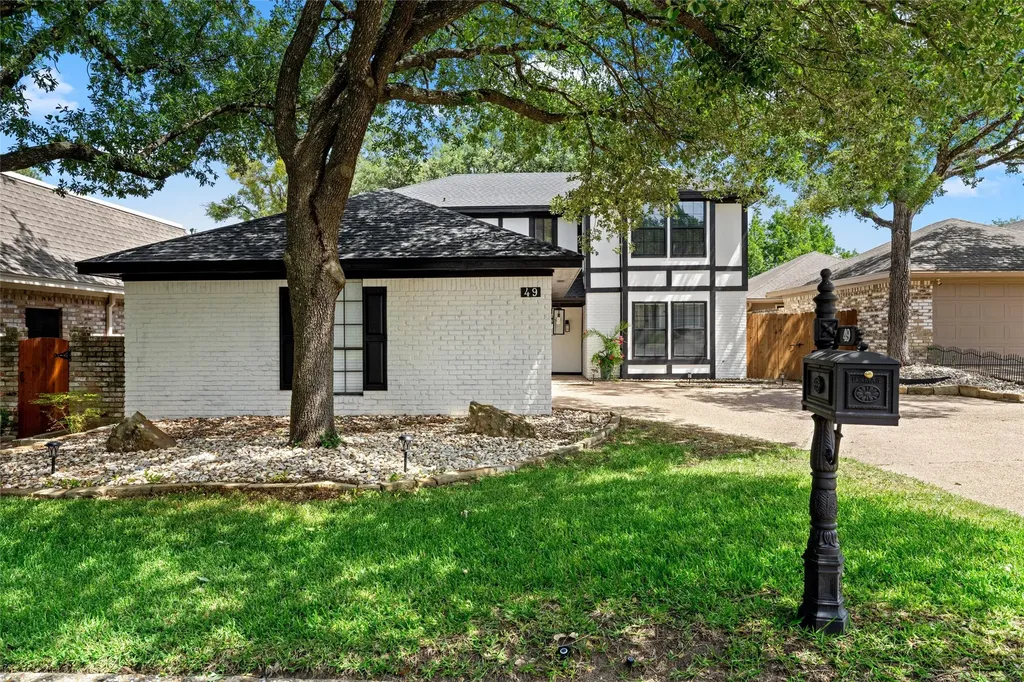49 Sugar Creek Woodway TX 76712