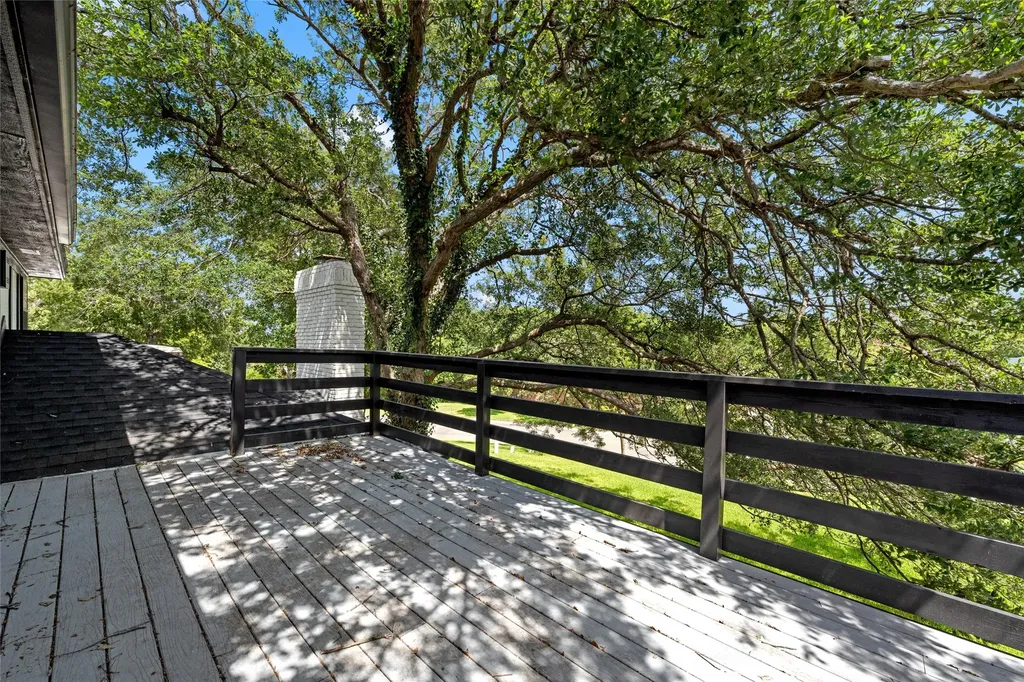 49 Sugar Creek Woodway TX 76712