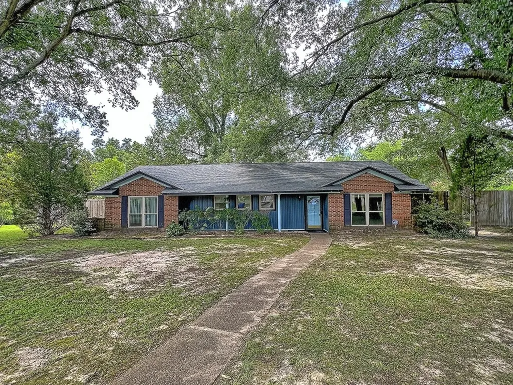 137 Penny Lane Athens TX 75751