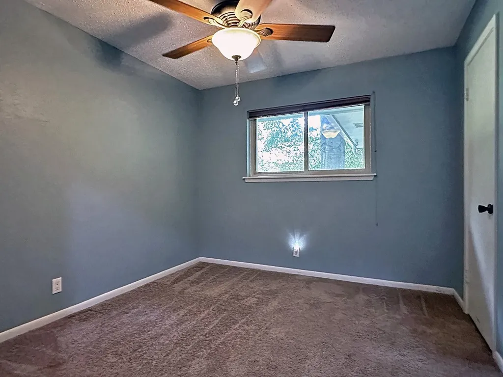 137 Penny Lane Athens TX 75751