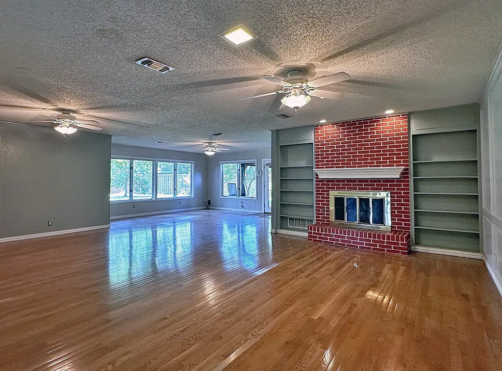 137 Penny Lane Athens TX 75751