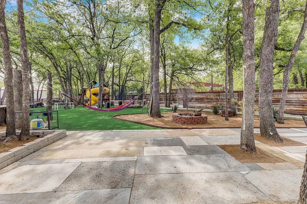 129 Private Road 4768 Boyd TX 76023
