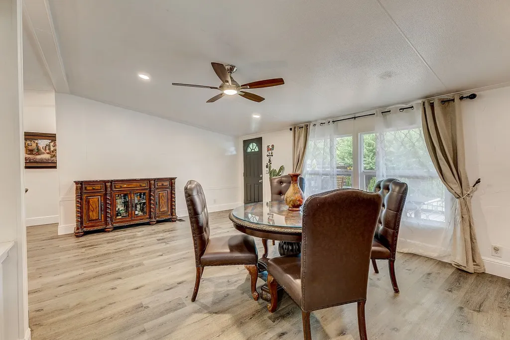 129 Private Road 4768 Boyd TX 76023
