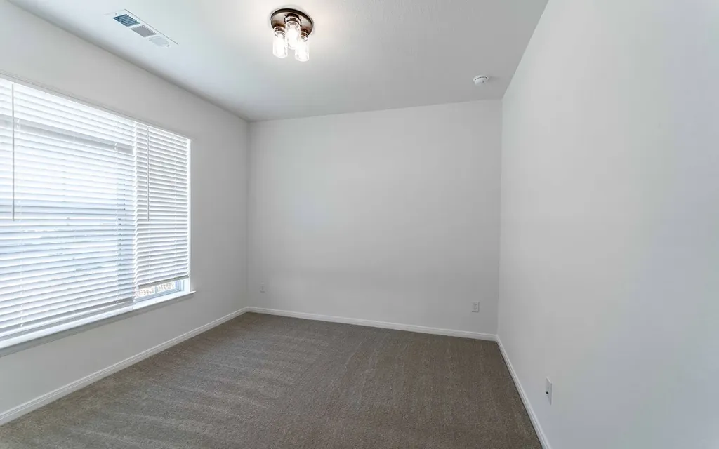 1713 Blossom Trail Mesquite TX 75181
