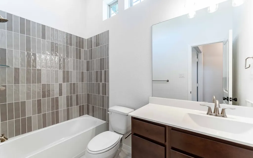 1713 Blossom Trail Mesquite TX 75181