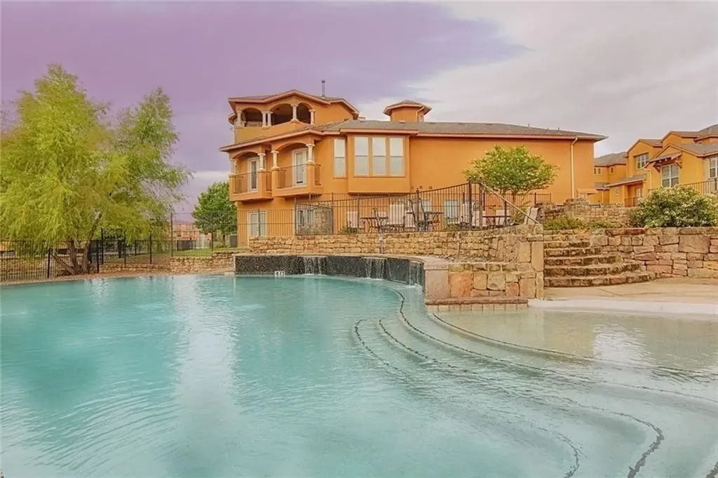 2650 Venice Drive Grand Prairie TX 75054