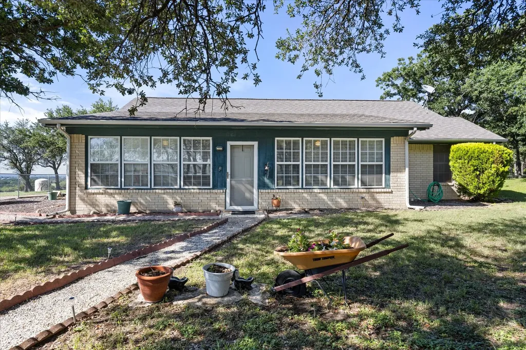 15403 Mule Branch Court Lipan TX 76462