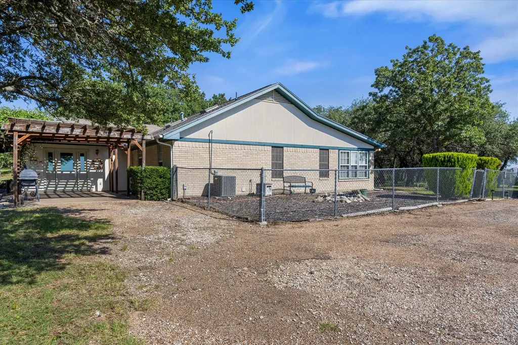 15403 Mule Branch Court Lipan TX 76462