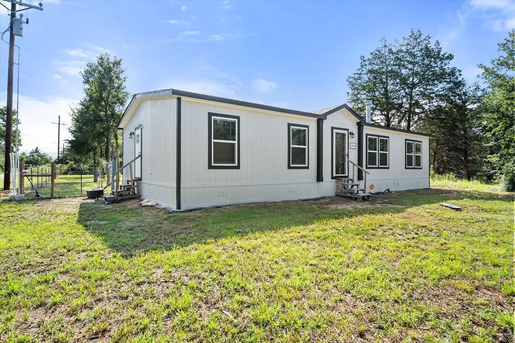 3896 NW County Road 3111 Purdon TX 76679