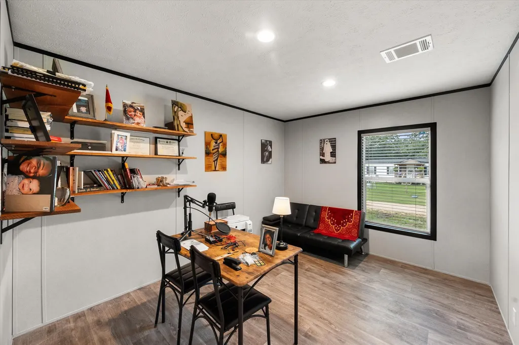 3896 NW County Road 3111 Purdon TX 76679