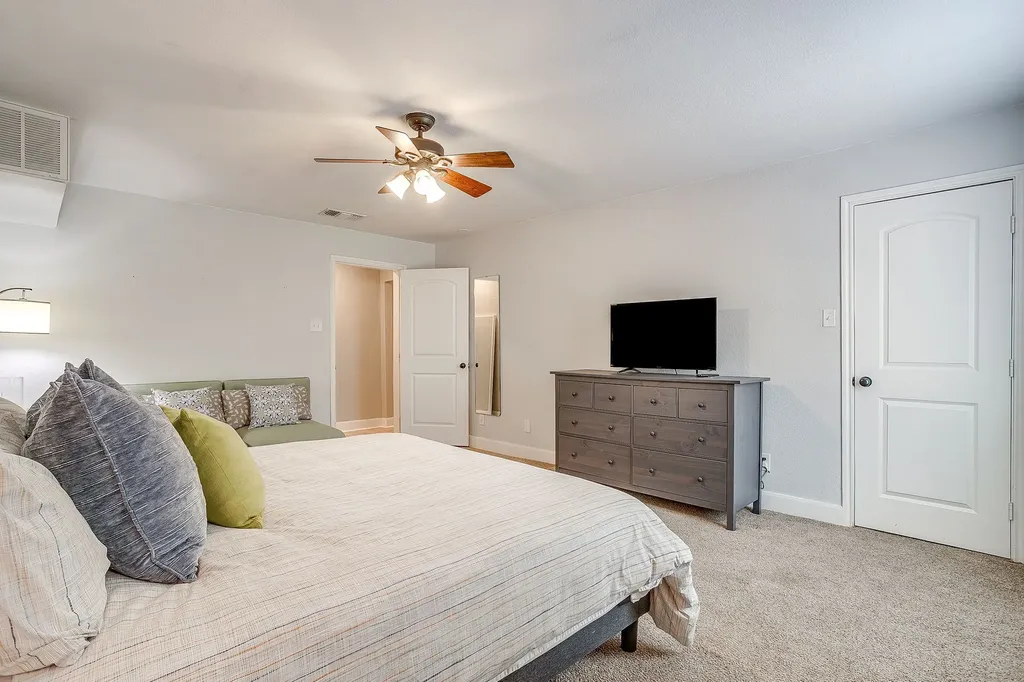 6909 Kirkwood Road Fort Worth TX 76116