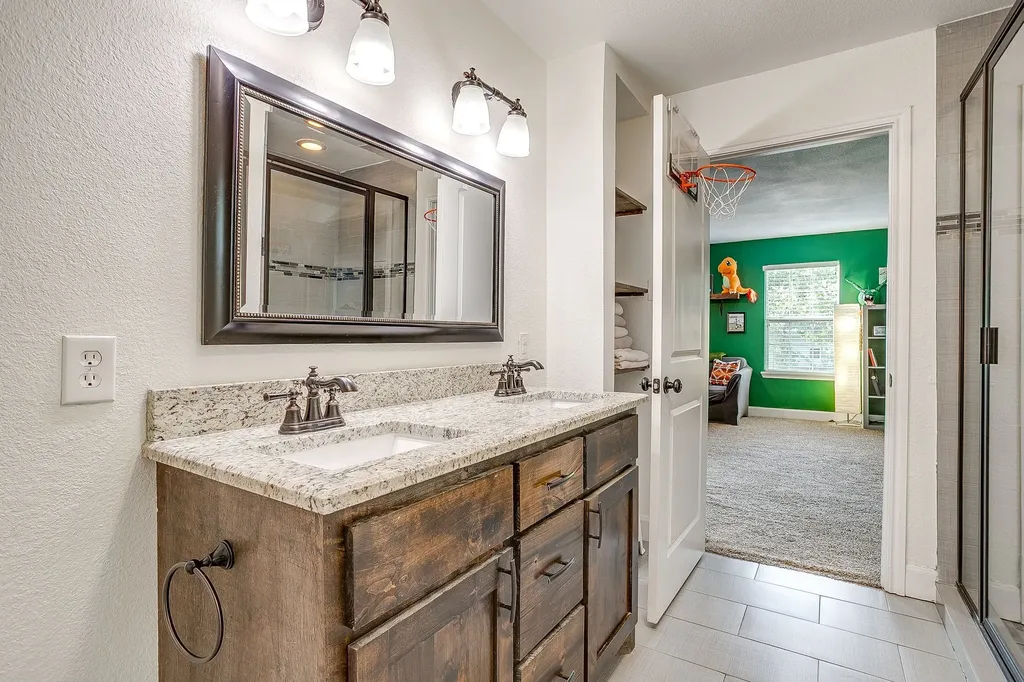 6909 Kirkwood Road Fort Worth TX 76116