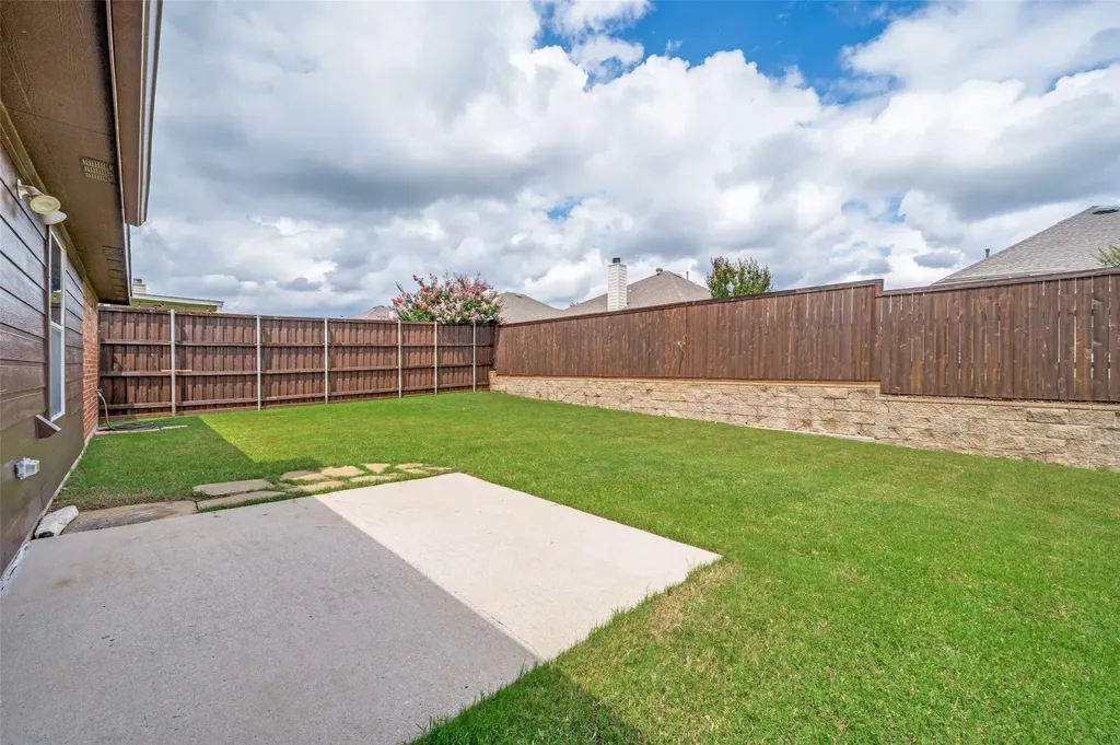 2824 Quarter Horse Lane Celina TX 75009