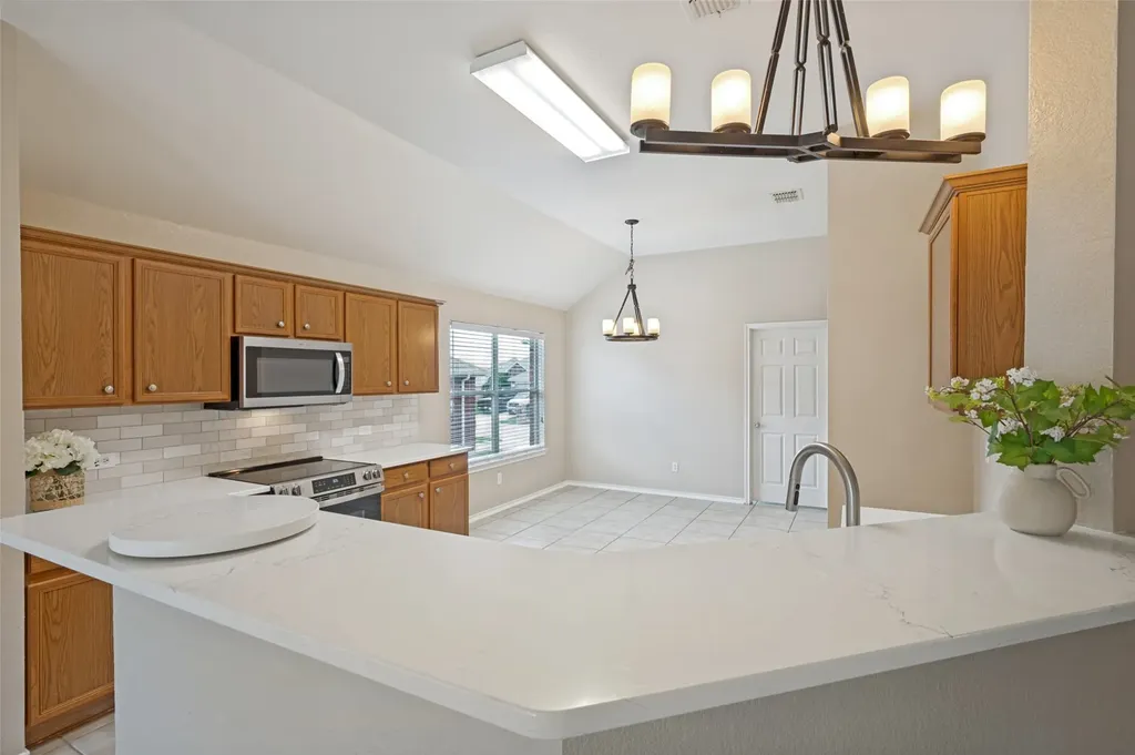 2824 Quarter Horse Lane Celina TX 75009