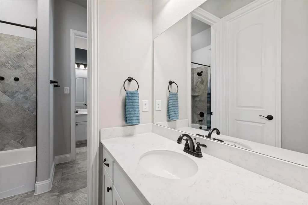 821 Abington Way Mclendon Chisholm TX 75032