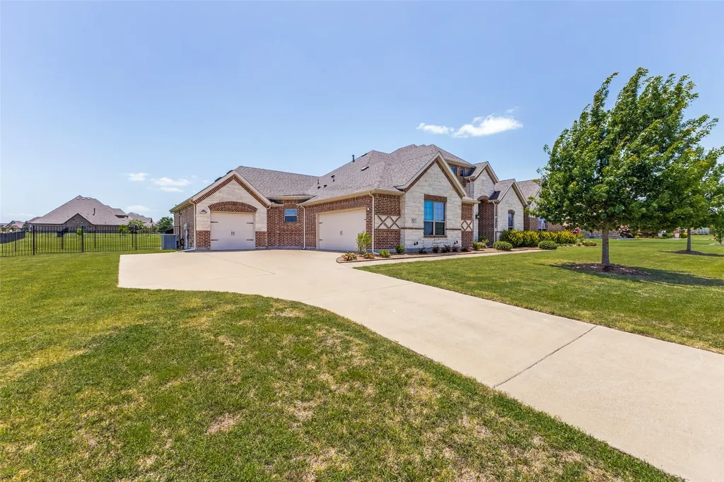 821 Abington Way Mclendon Chisholm TX 75032