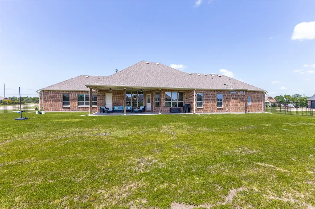 821 Abington Way Mclendon Chisholm TX 75032