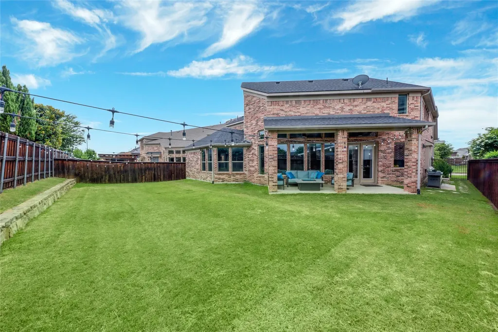 2098 Hidalgo Lane Frisco TX 75034
